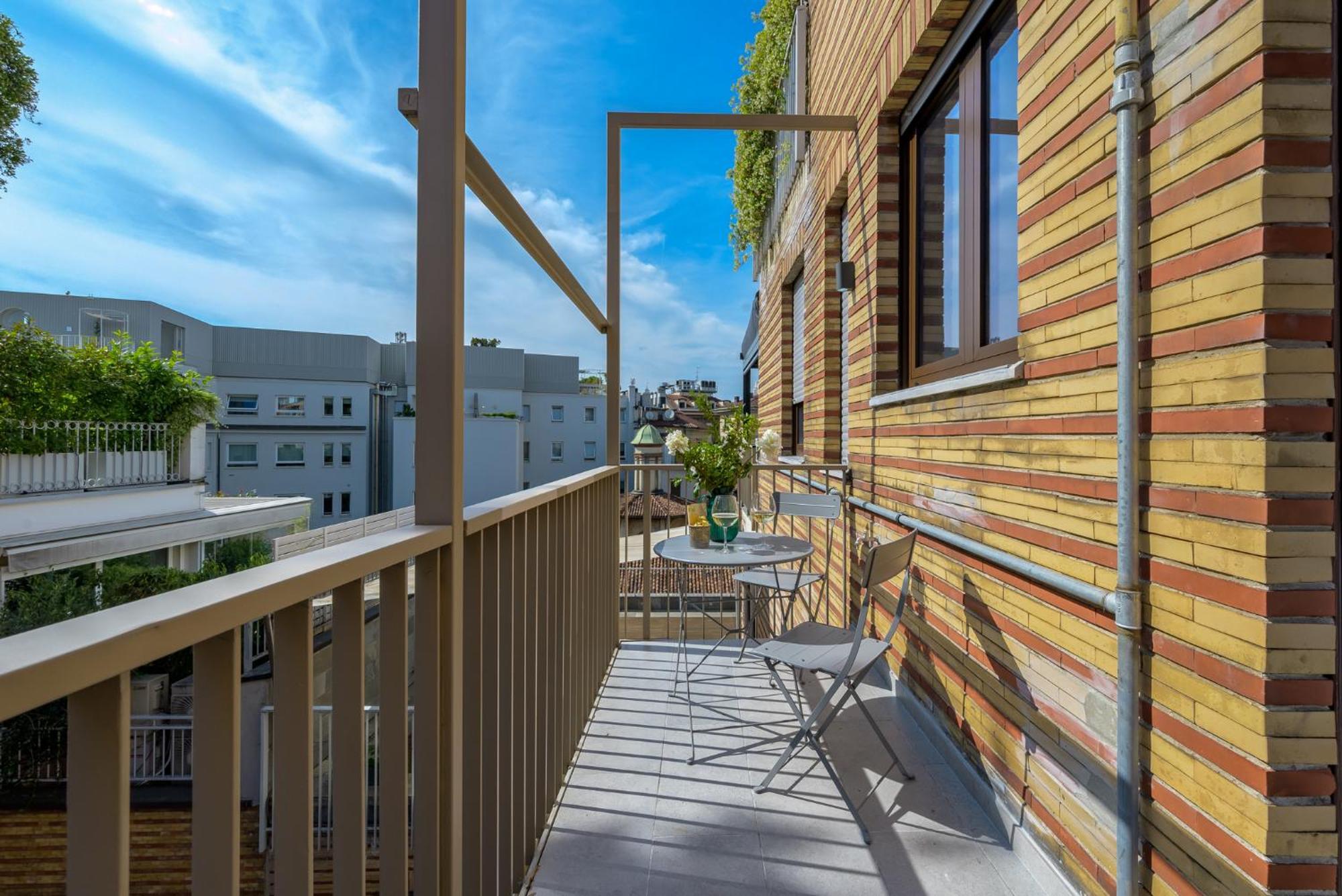 Luxury Suite Nel Cuore Di Milano Exterior photo